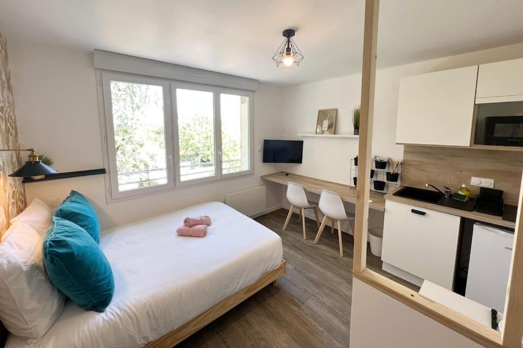 Suite Le Studio Mangue - Cosy & Vue Sur Le Jardin - Plages A Proximite Сен-Назар Екстериор снимка