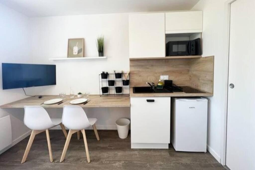 Suite Le Studio Mangue - Cosy & Vue Sur Le Jardin - Plages A Proximite Сен-Назар Екстериор снимка